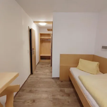 Kaerntnerhof Stuhleck シュピタール・アム・ゼンメリング